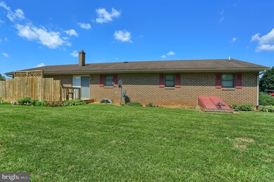 1301 Preston Ln, Greencastle, PA 17225 - photo 6