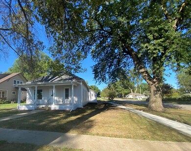 Corner lot