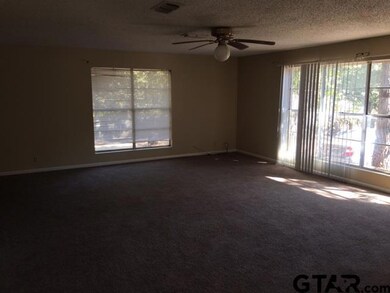 2222 Aberdeen Dr, Tyler, TX 75703 - photo 2