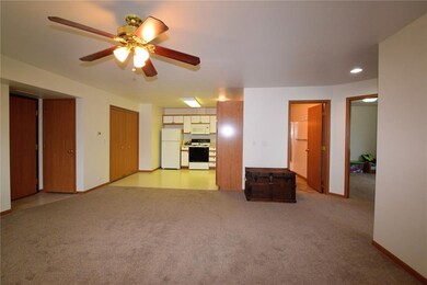 4533 1st Ave SW unit 7, Cedar Rapids, IA 52405 - photo 7