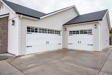 1201 S 4175 W-4