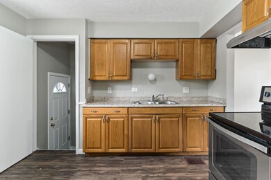 1645 Elmore Ave, Columbus, OH 43224 - photo 7