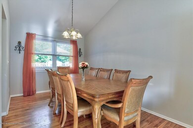07-Dining Room