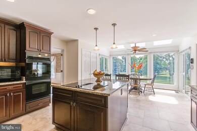 21611 Stableview Dr, Gaithersburg, MD 20882 - photo 7