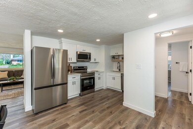 1721 Bostwick Rd, Columbus, OH 43227 - photo 7