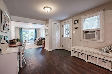Entry Way/Mud Room