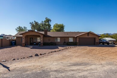 1574 N Sixshooter Rd-2