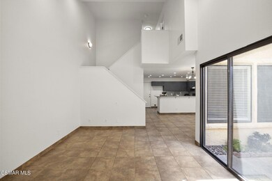 7-web-or-mls-UpmarketMedia_2248Birch-105