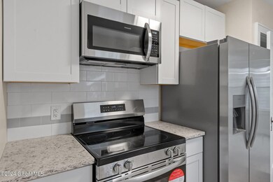 12-web-or-mls-22-hudson-ave