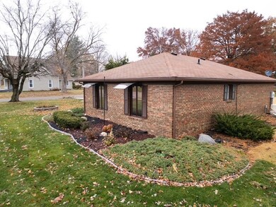 643 S Main St, Georgetown, IL 61846 - photo 6