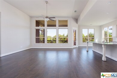 952 Carriage Loop, New Braunfels, TX 78132 - photo 4