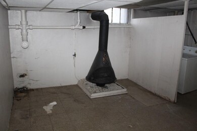 1021 E Columbia St unit 1019 & 1021, Evansville, IN 47711 - photo 7