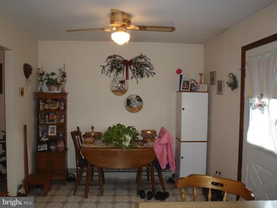 1260 Brechbill Rd, Chambersburg, PA 17202 - photo 6