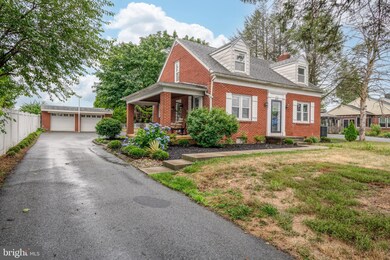 870 E Main St, Mount Joy, PA 17552 - photo 2