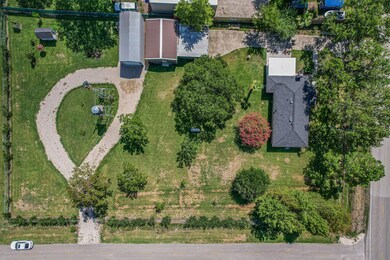 7515 County Road 172, Alvin, TX 77511 - photo 6