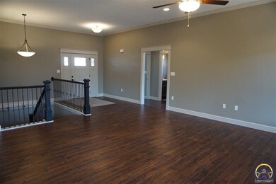 4108 SW Lincolnshire Rd, Topeka, KS 66610 - photo 4