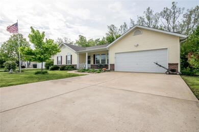 Lovely home, move in ready, well loved!