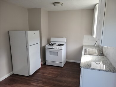 9319 Kelburn Dr unit 1, Houston, TX 77016 - photo 6