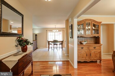 5914 Pinedale Ct unit L22, Harrisburg, PA 17111 - photo 3