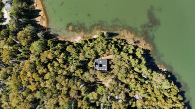 85 E SIDE RD EXTERIOR (40)