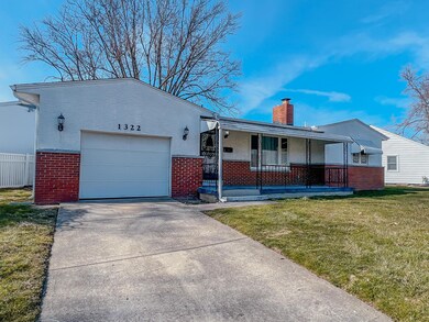 1322 Frisbee Dr, Columbus, OH 43224 - photo 2