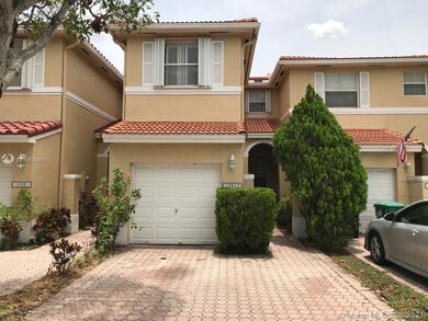 10917 NW 43rd Ln, Doral, FL 33178 - photo 2