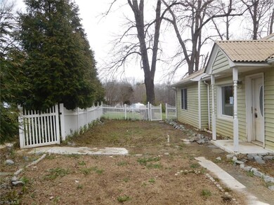 304 Cresent Dr, Asheboro, NC 27203 - photo 4