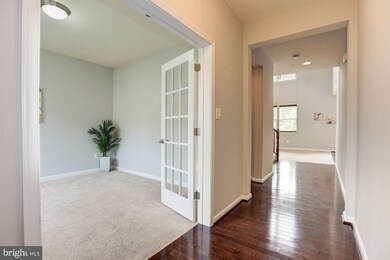 2305 Meadows Ct, Odenton, MD 21113 - photo 3