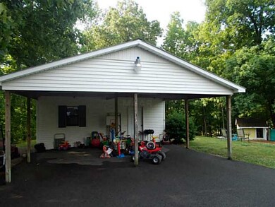 Double Carport & Workshop