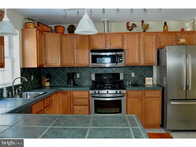 406 Pennsylvania Ave, Reading, PA 19606 - photo 5