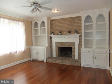 11210 Parkwood Dr, Hagerstown, MD 21742 - photo 7