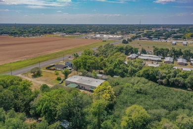 1419 Farm To Market Road 1301, Wharton, TX 77488 - photo 7