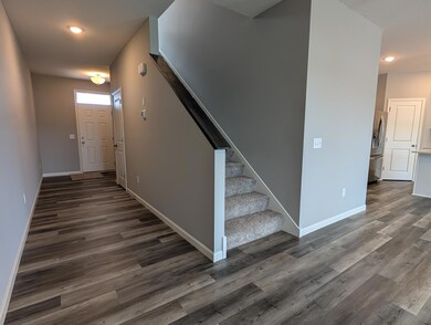 10462 Goodview Ave S, Cottage Grove, MN 55016 - photo 3