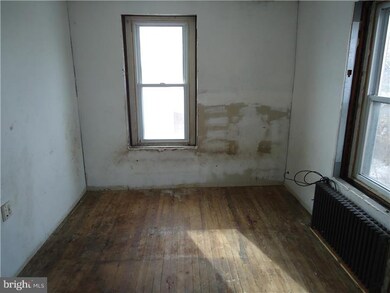 306 W 5th St, Lansdale, PA 19446 - photo 6