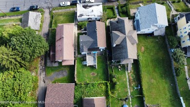 620 Fig St unit L 11, Scranton, PA 18505 - photo 3