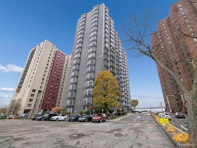 Shoreline East Condominiums unit 1703, Detroit, MI 48214 - photo 4