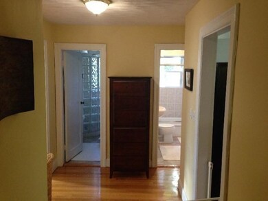 27 Heath St unit B, Brookline, MA 02445 - photo 5