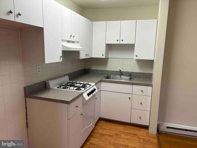 5370 Lebanon Ave unit 2ND FL OOR FRONT APT, Philadelphia, PA 19131 - photo 2