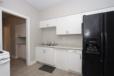 2367 Forrest Ave unit 1, Memphis, TN 38112 - photo 4