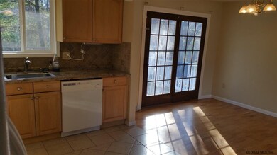 76 Beach Ave, Albany, NY 12203 - photo 7