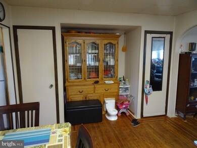 4005 Vernon Rd, Drexel Hill, PA 19026 - photo 4