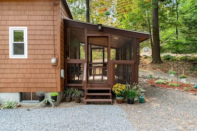 22 Showell Pond Rd, Sandown, NH 03873 - photo 4