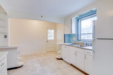 596IrvingPl-14