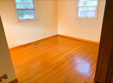 910 Rye St, Manchester, TN 37355 - photo 7