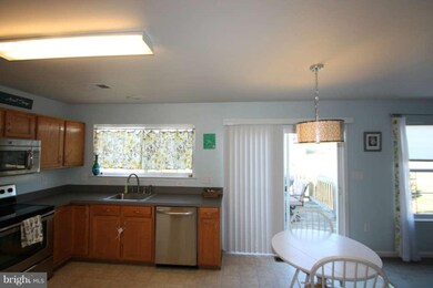 636 Kings Grant Rd, Culpeper, VA 22701 - photo 5