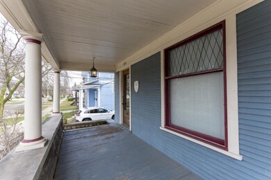 208-210 College Ave - Exterior_17