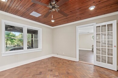 1301 Lindsey St, Denton, TX 76205 - photo 5