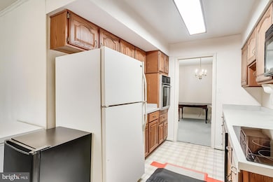 9516 Sudley Manor Dr, Manassas, VA 20109 - photo 2