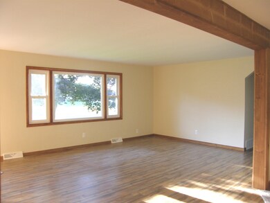 68824_Brady_5_LivingRoom