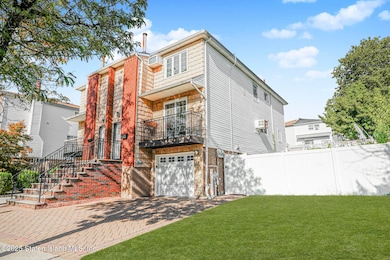 259 Brookfield Ave, Staten Island, NY 10308 - photo 2
